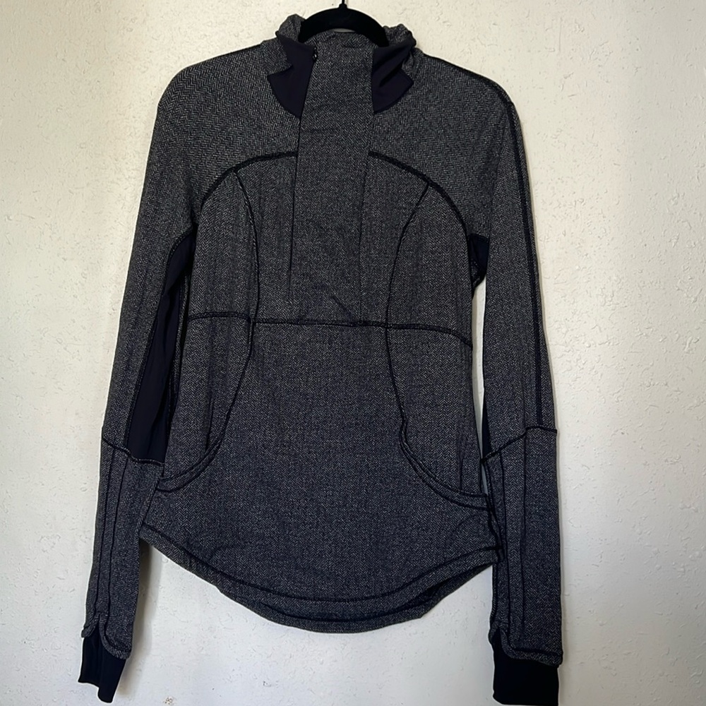 Lululemon Half Zip Base Runner Jacket - image 3